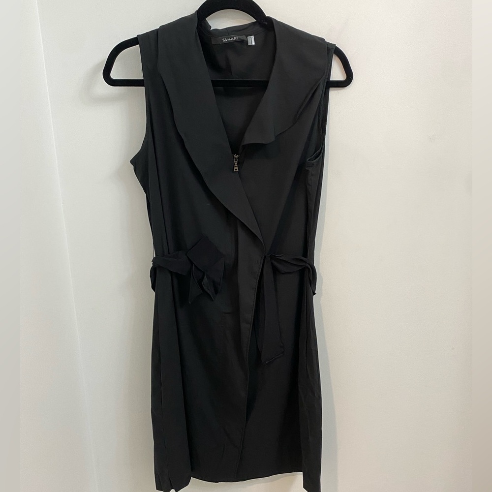 Tahari Ruffle Collar Front Zip Shirt Dress Black Sz. 10